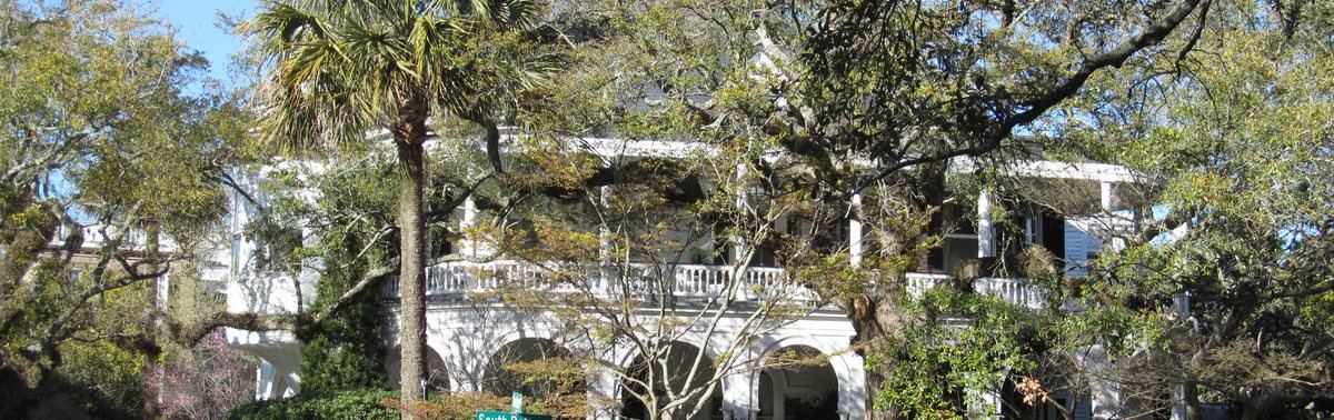 Charleston area home exterior with a for-sale decision ahead